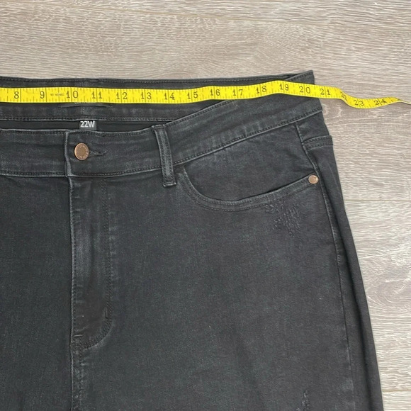 NWOT Judy Blue Leopard Patch Mid Rise Skinny Black Denim Jeans 22W - Picture 8 of 16